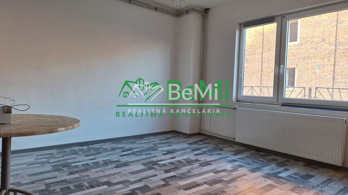 RODINNÝ DOM V PLEŠIVCI ZA 45900,-Eur - 3