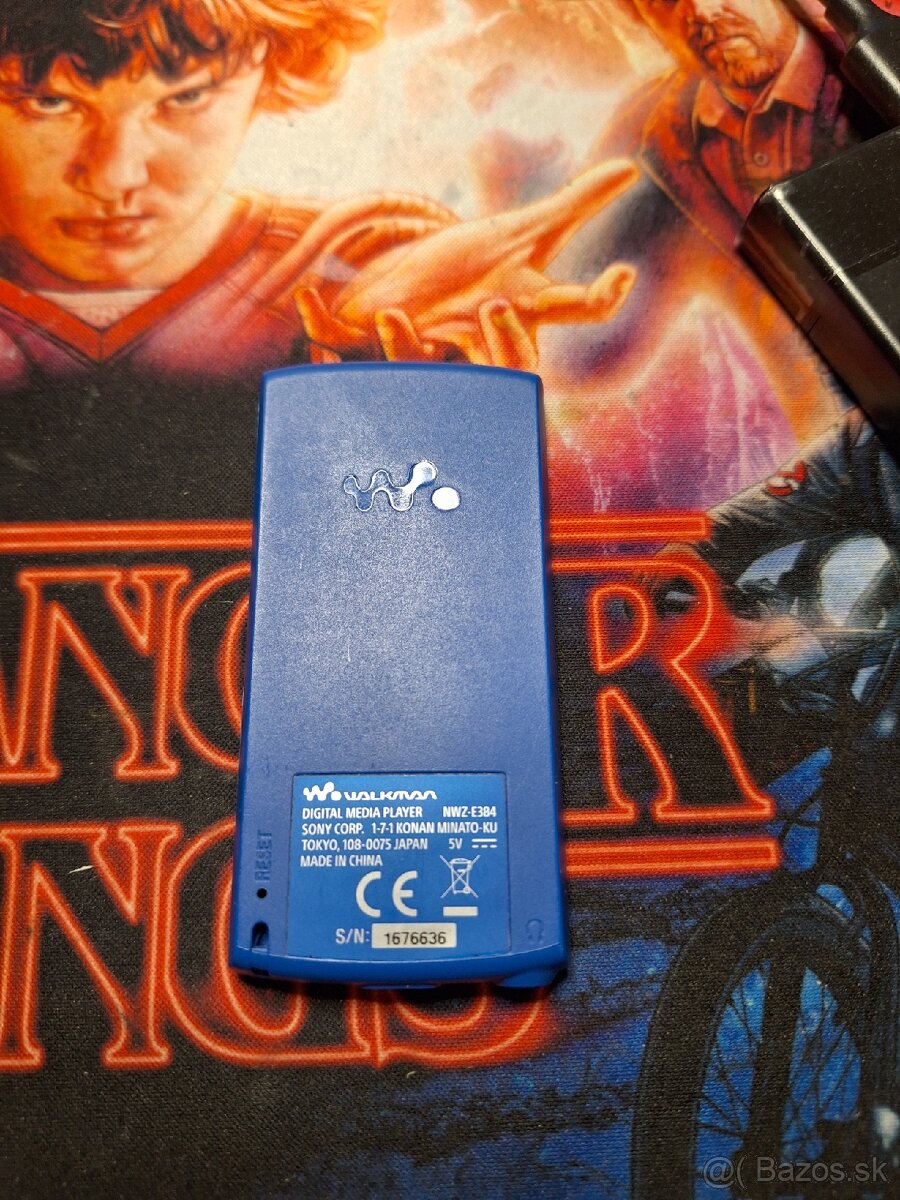 Sony Walkman NWZ-E384 - 3