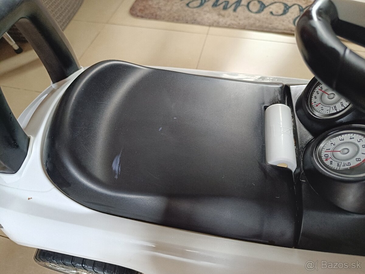 Odrážadlo mercedes - 3