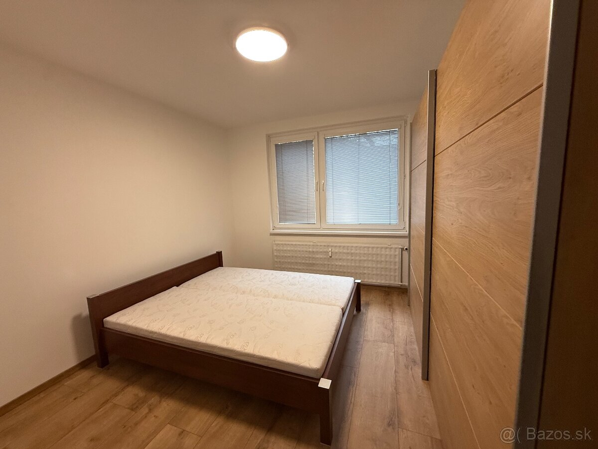 NOVINKA na prenájom 3 izbový byt VÝCHOD - 3