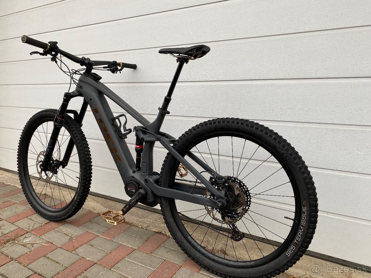 Karbónový Trek Rail 9.8 XT Project One - 3