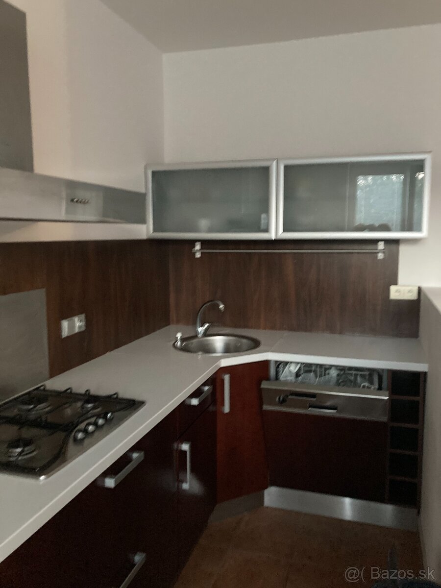 Prenajmem 3 izbový byt (dog friendly) - 3