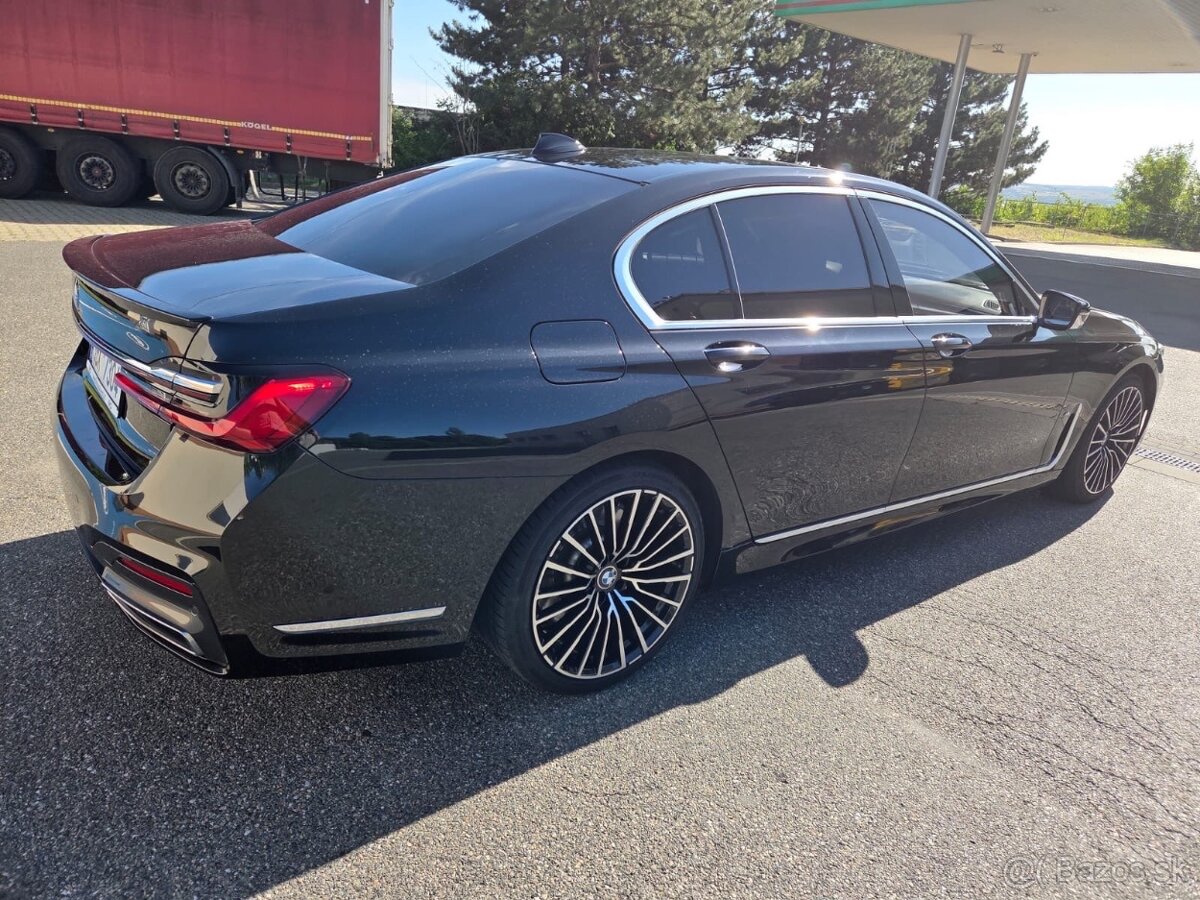 Odstúpim leasing BMW 750d Xdrive - 3