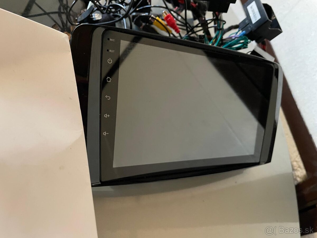 Dotykové autorádio - 3