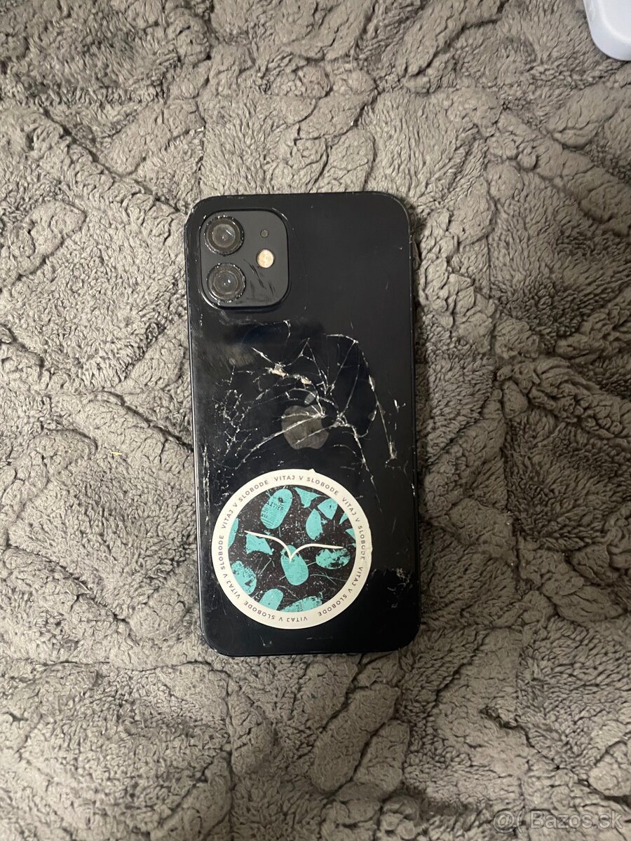 iPhone 12 - 3