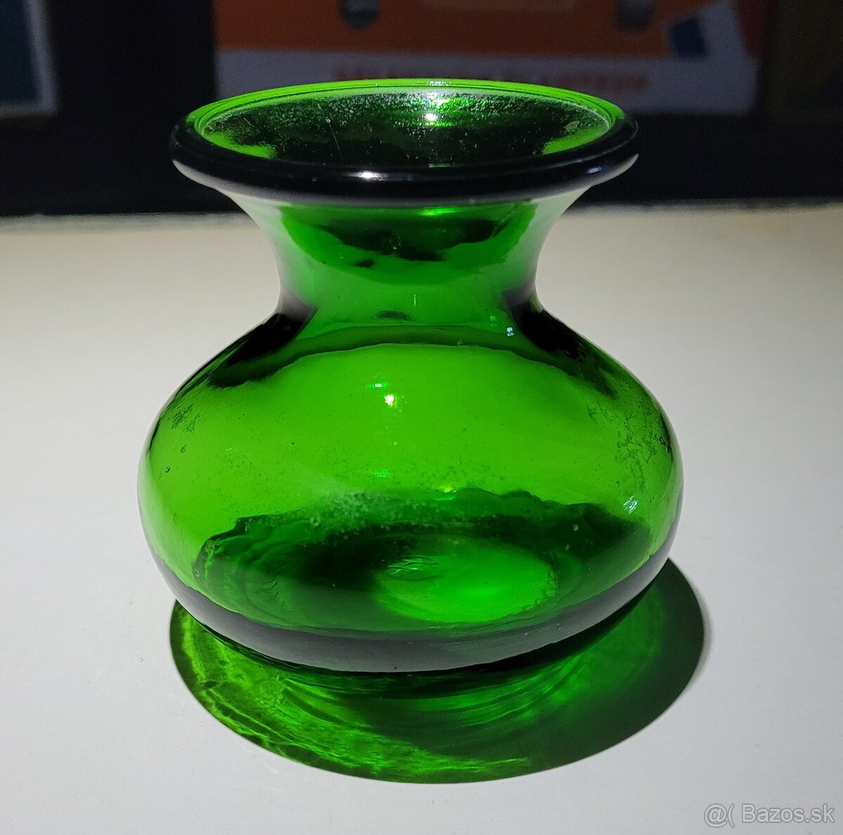 Sklenena zelena vaza - 3