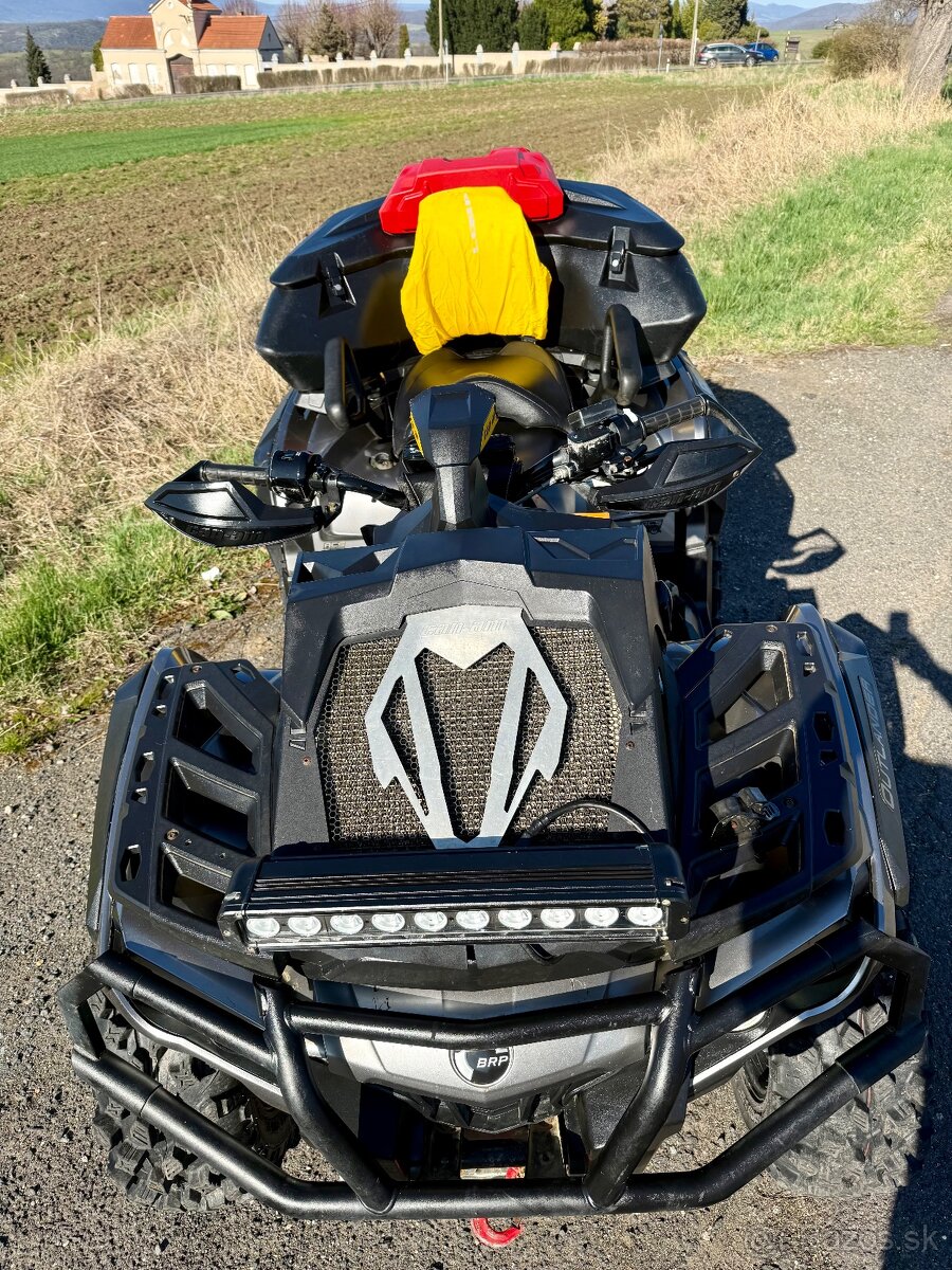 Can am Outlander max 1000