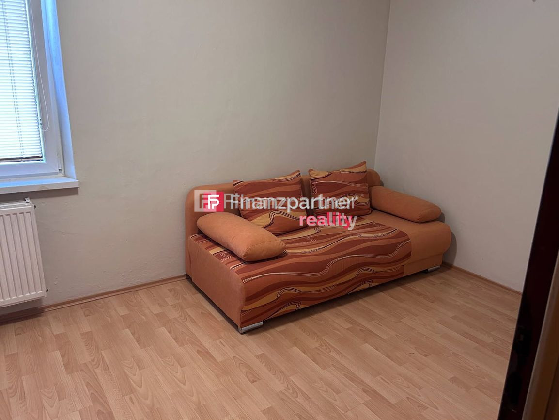 Na predaj priestranný 3-izbový byt s loggiou – Trebišov, ul. - 3