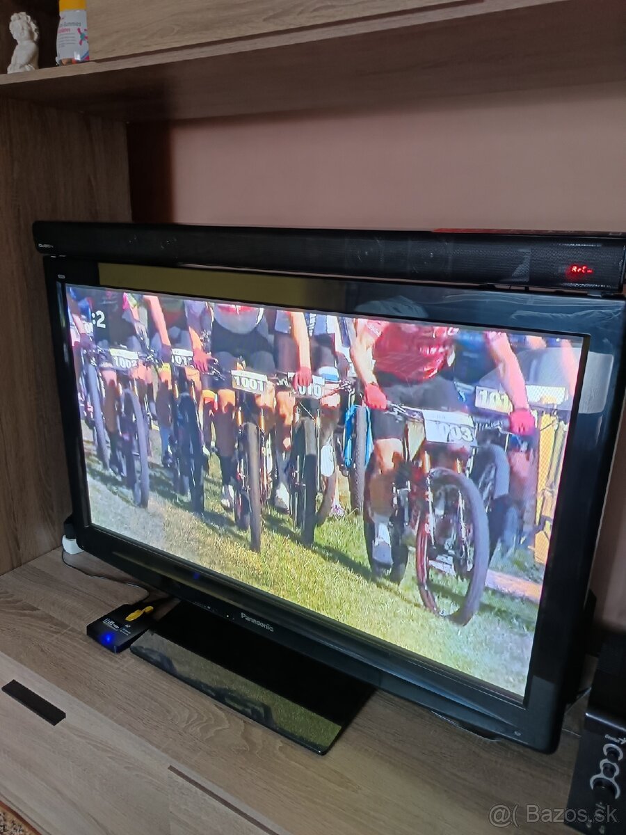 TV Panasonic VIERA - 3