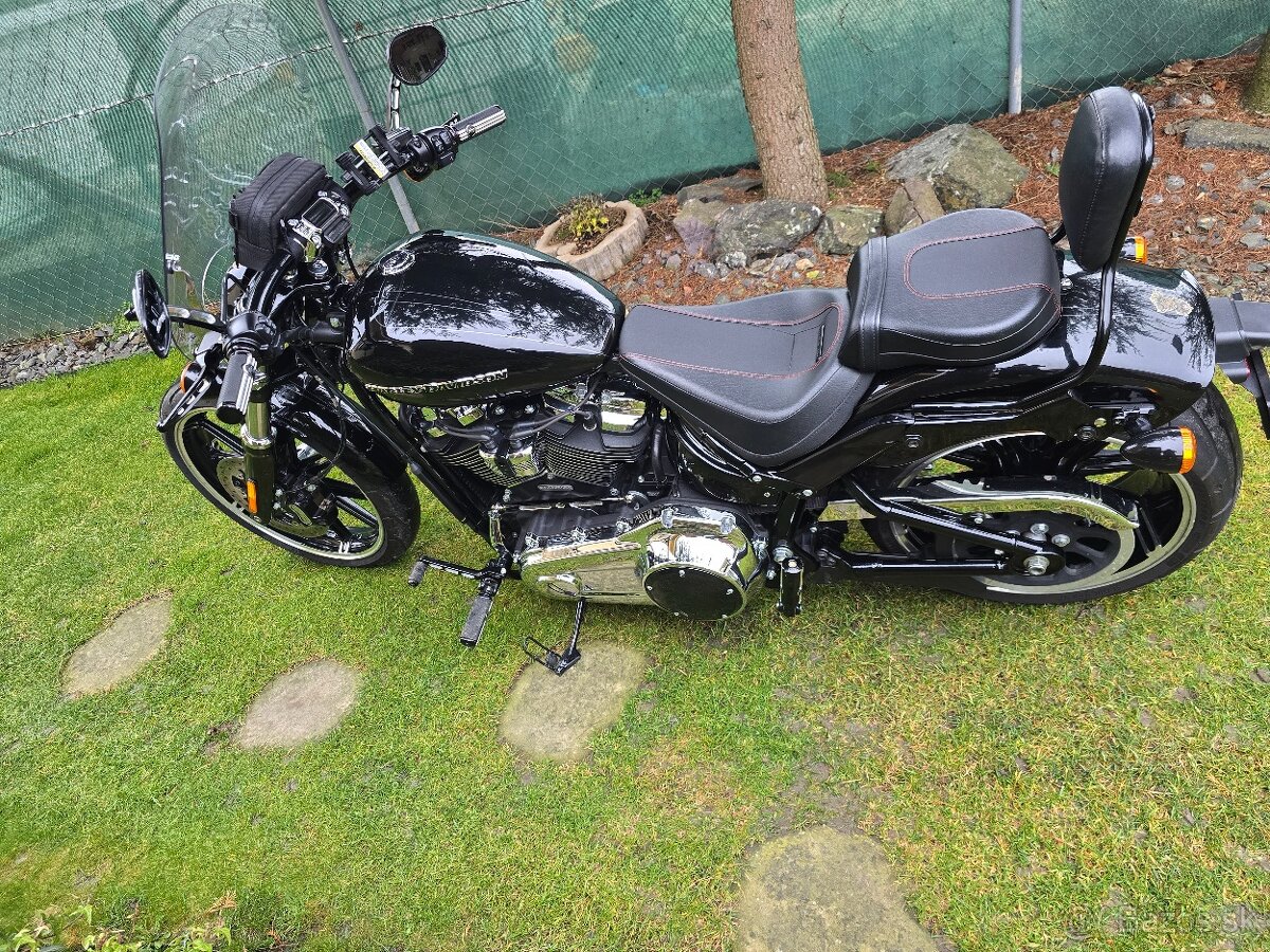 Predám Harley-Davidson Breakout 107 - 3