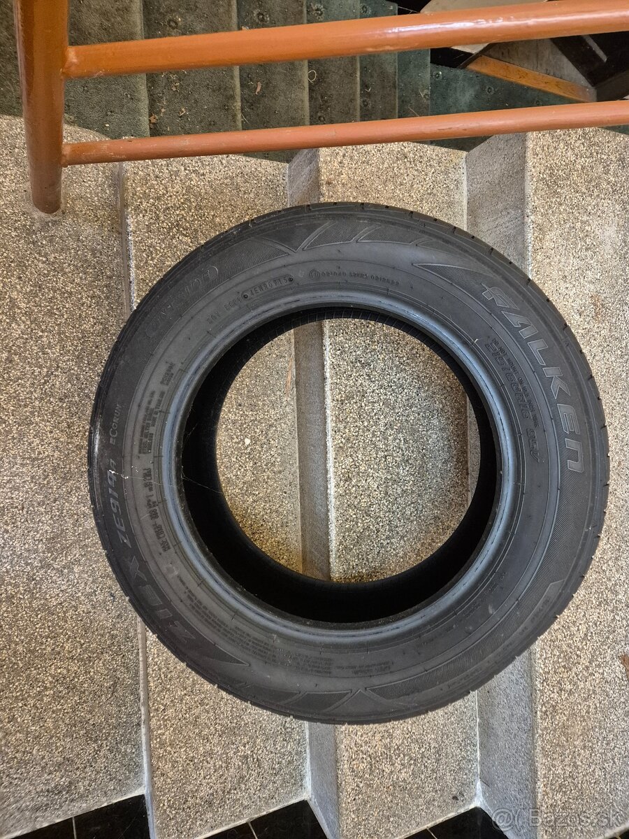 1x letna pneu Falken ZIEX 215/60 R16 95V - 3