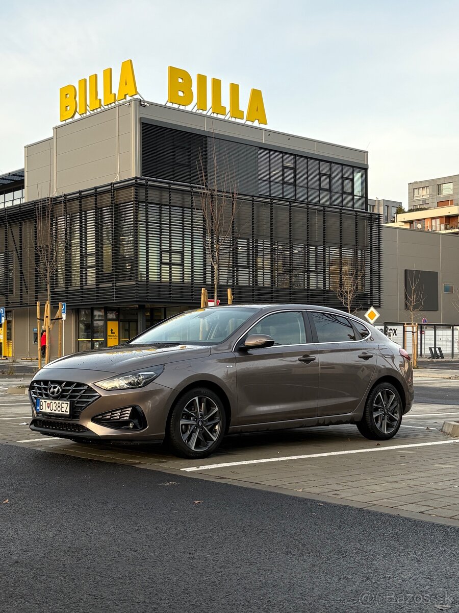 2022 Hyundai i30 fastback - 3