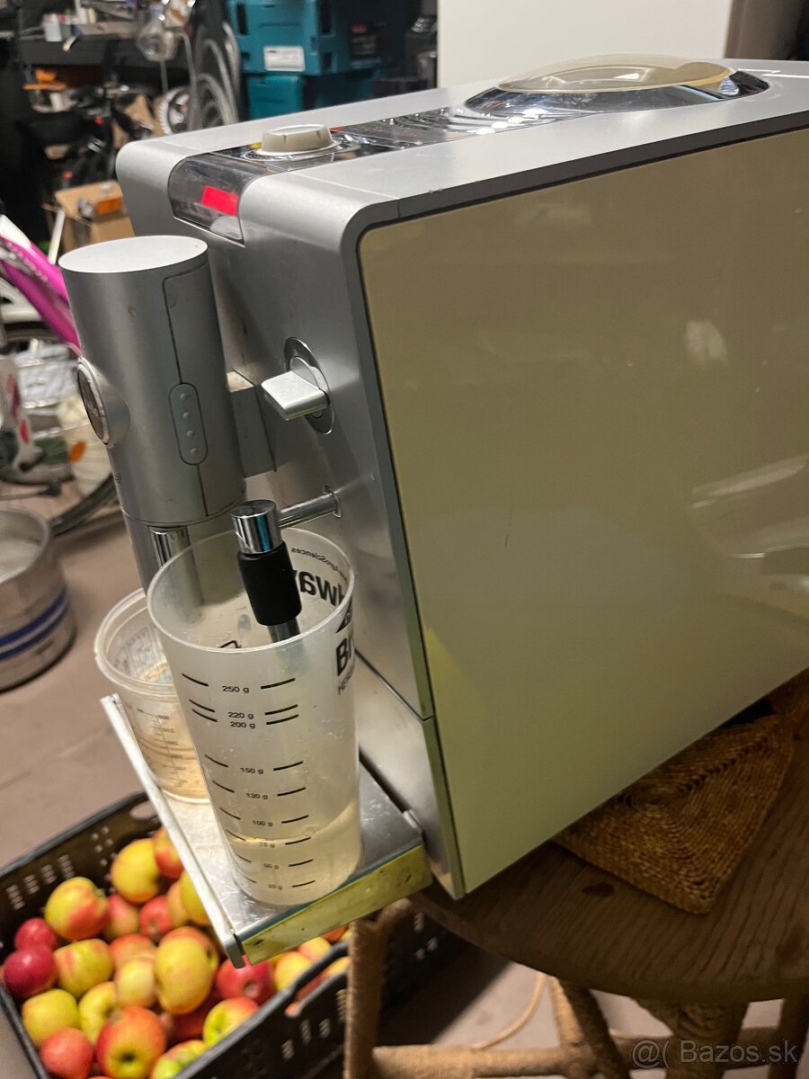 Predám Kavovar jura - 3