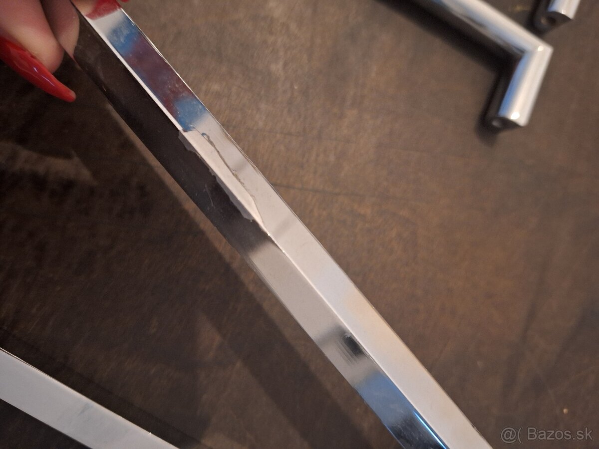 Úchytky na nábytok - 3