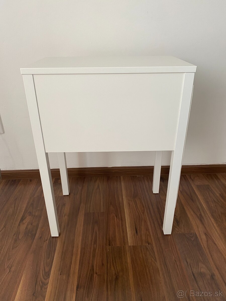Nočný stolík IKEA - 3