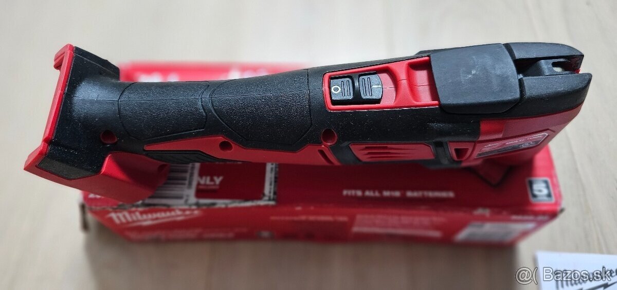 Milwaukee M18 BMT multotool - 3