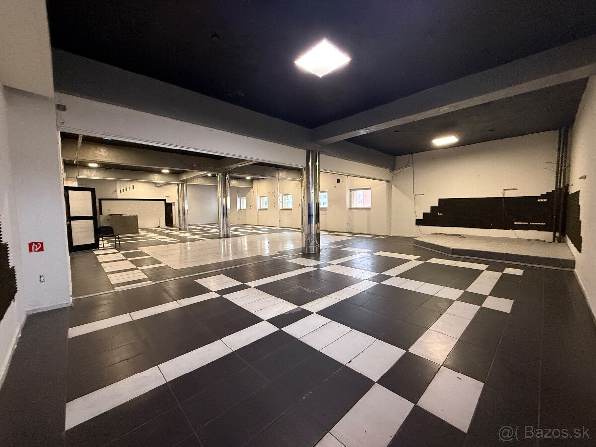 Na prenájom obchodný priestor 400m2 – voľný ihneď - 3