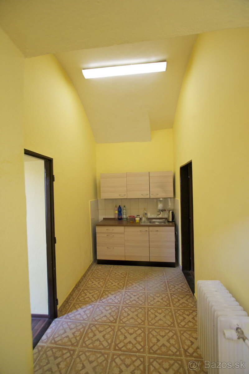 Kancelárske priestory v centre mesta 34 m2 - na Mäsiarskej - 3