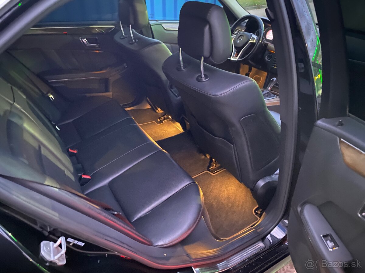 Mercedes Benz E200 - 3