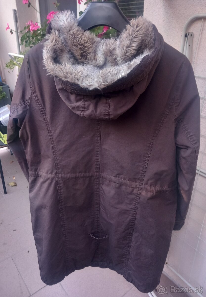Predam hnedu bundu,vel.46 - 3