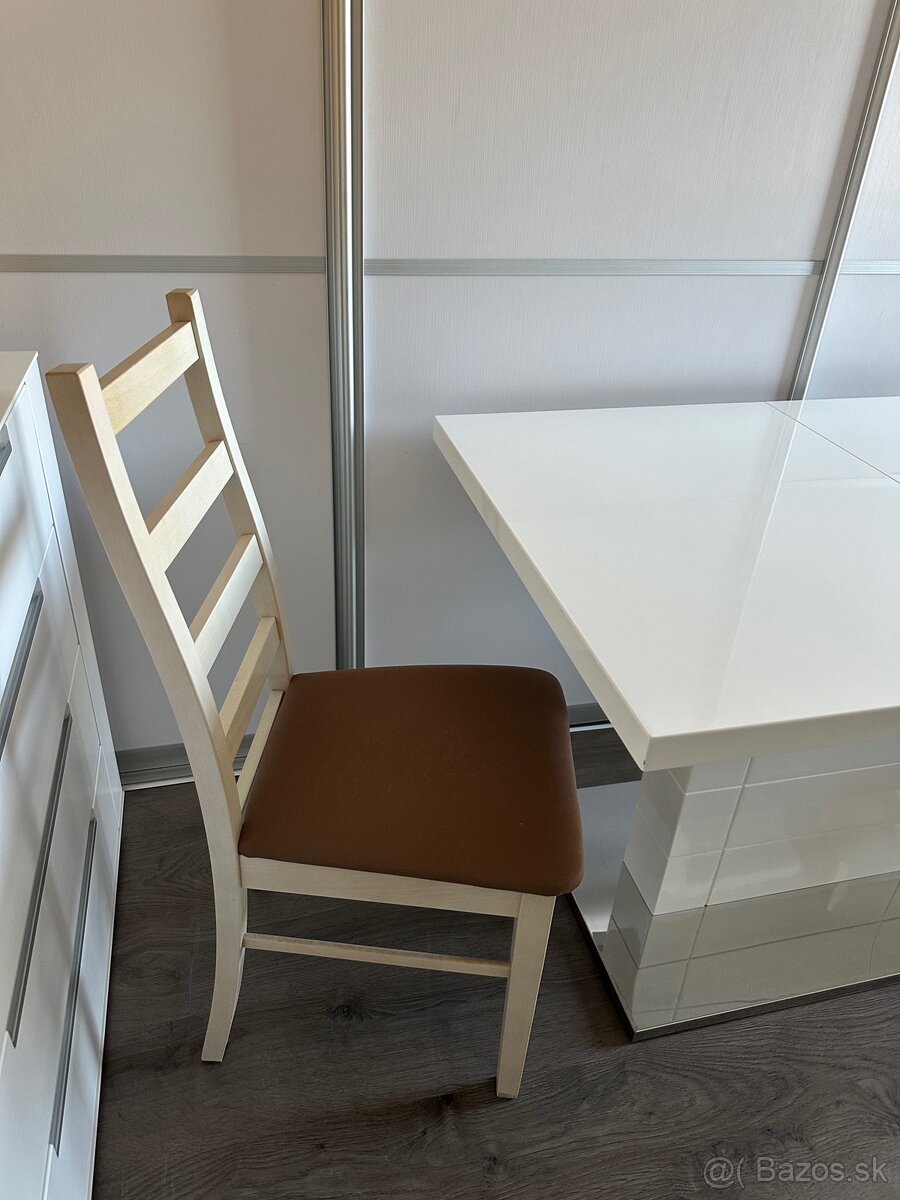 Jedálenské stoličky 2ks - 3