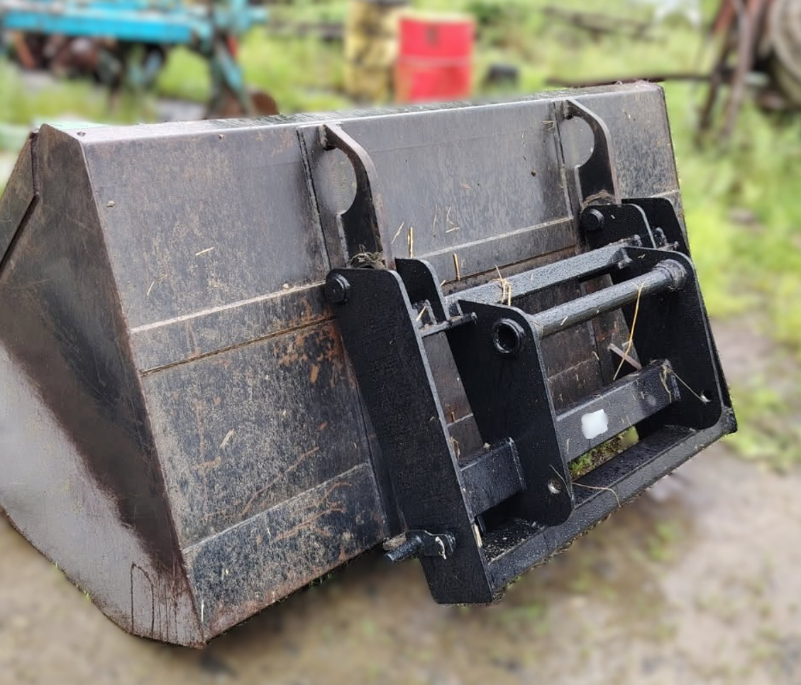 Adapter. medzikus manitou teleskop pre naradie JCB manip... - 3