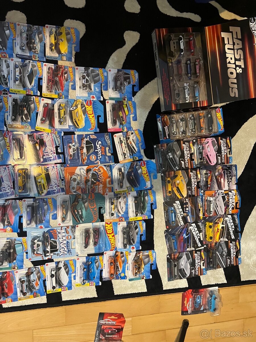 Hot wheels autíčka - 3