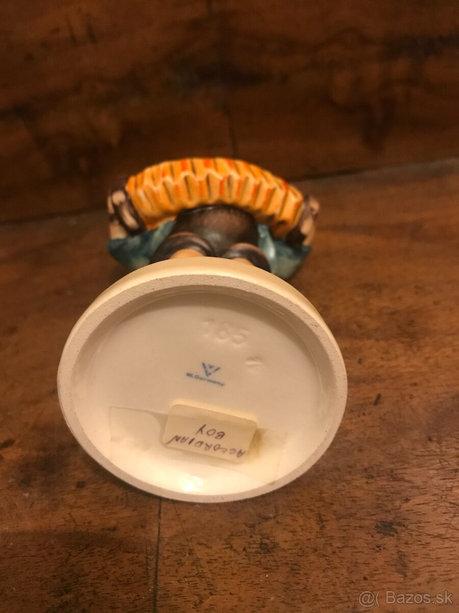 076 – Hummel, soška , porcelán, Harmonikár - 3