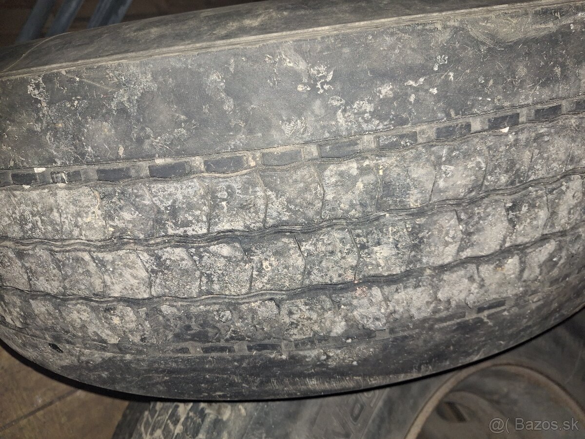 315/80R22.5 - 3