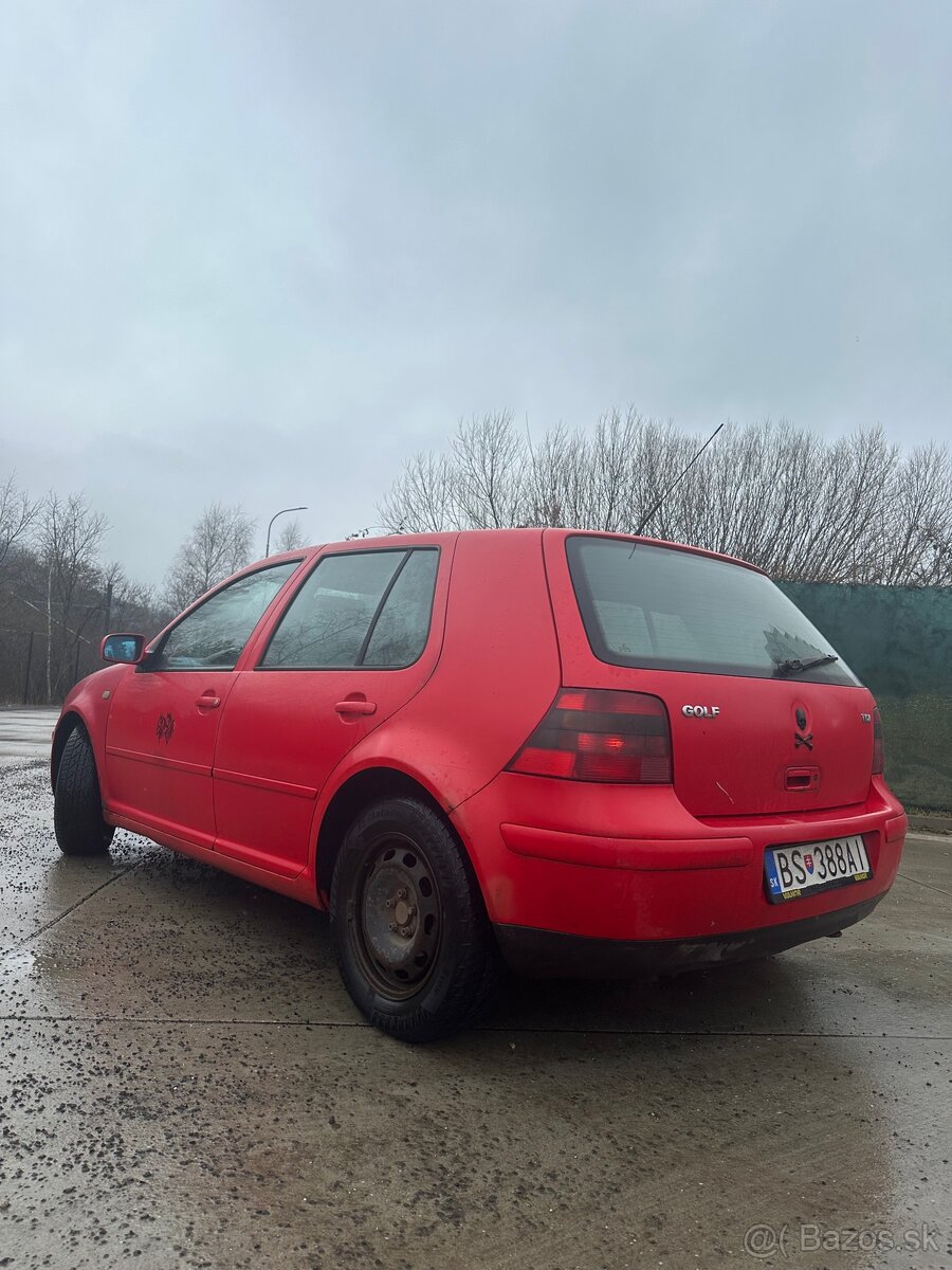 Volkswagen Golf Mk4 - 3