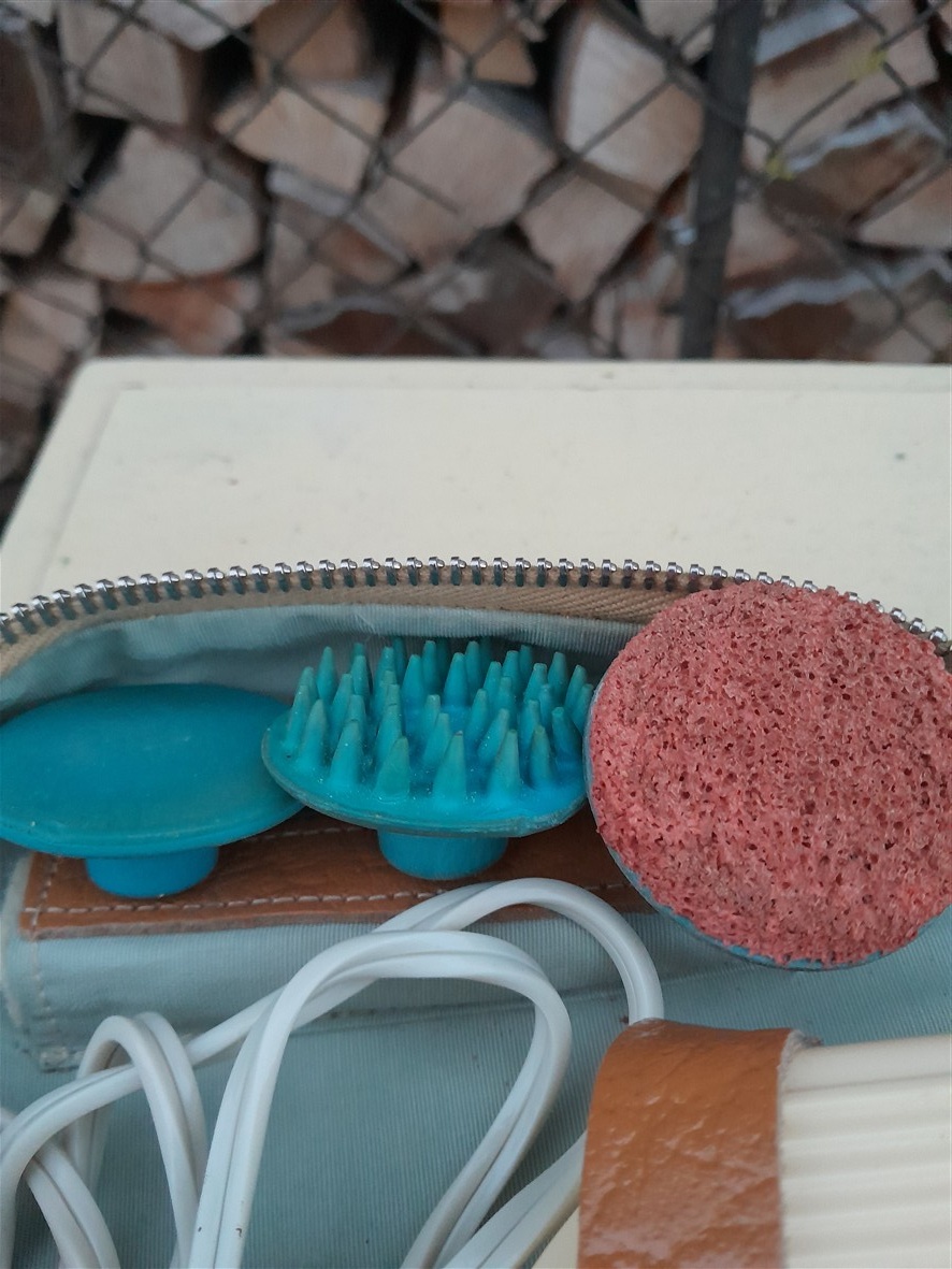 Predám retro masážny vibračný prístroj - 3