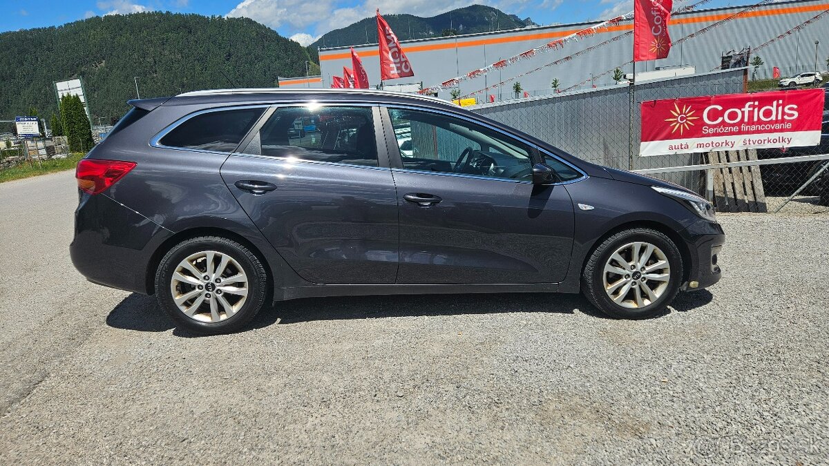 Kia Cee’d Sporty Wagon 1.6 CRDi Silver - 3