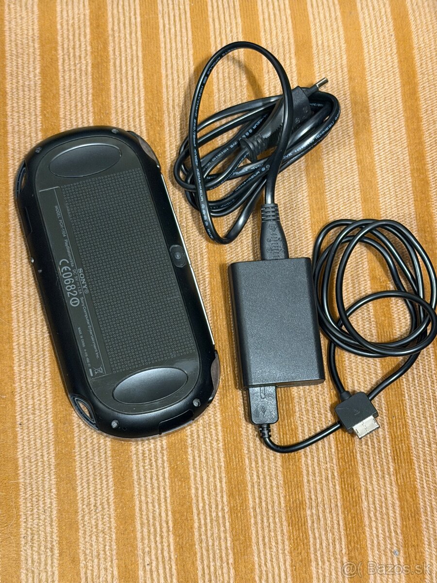 Playstation vita Oled - Pekný stav - 3