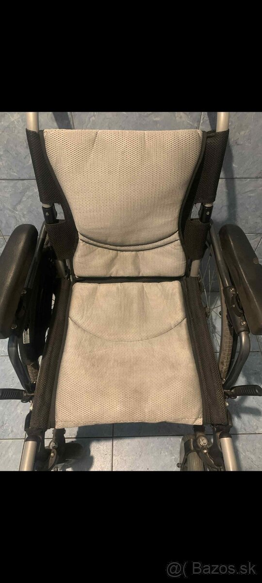 Invalidný vozík v zachovalom stave - 3