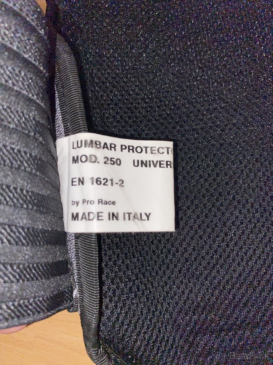 Chránič na chrbát - 3