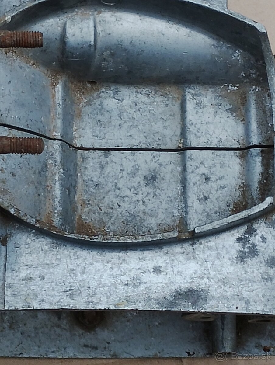 Predam kartre a kryty motorov Jawa - 3