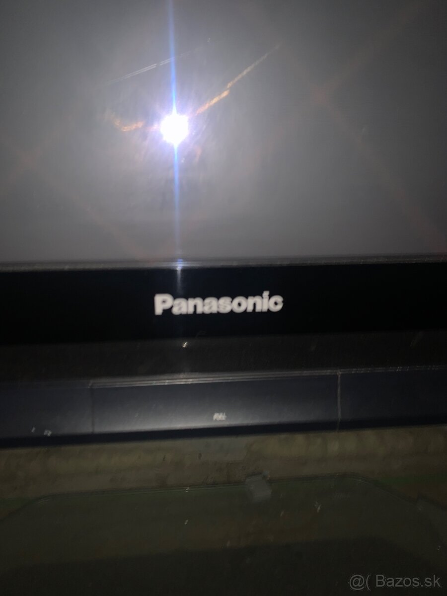 TV PLAZMA PANASONIC so stojanom s uhlopriečkou 106cm - 3