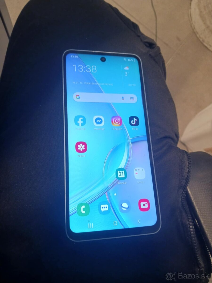 Samsung Galaxy s22 - 3