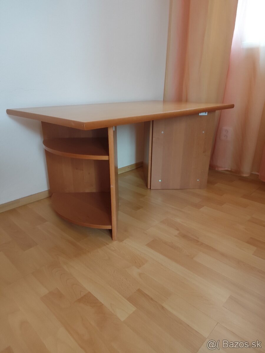 Konferenčný stolík - 3