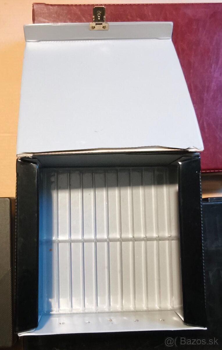 Kufrík na kazety - 3