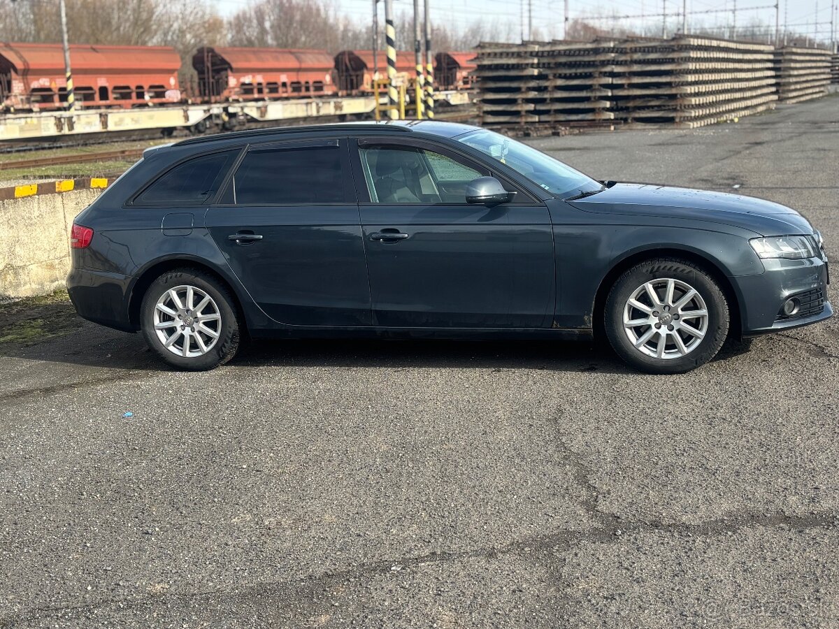 Predám Audi a4b8 2.0TDI - 3