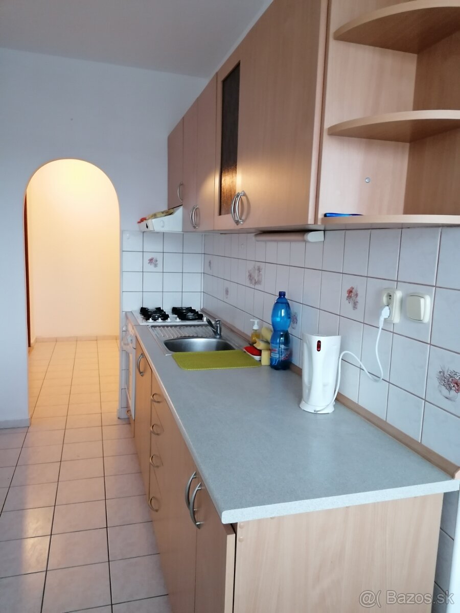 Slnečný byt 2+1, Hliny VI - 3