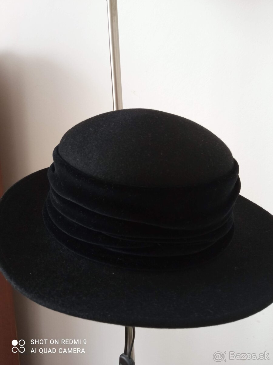 Predám klobúky, kožuch, kabáty - 3