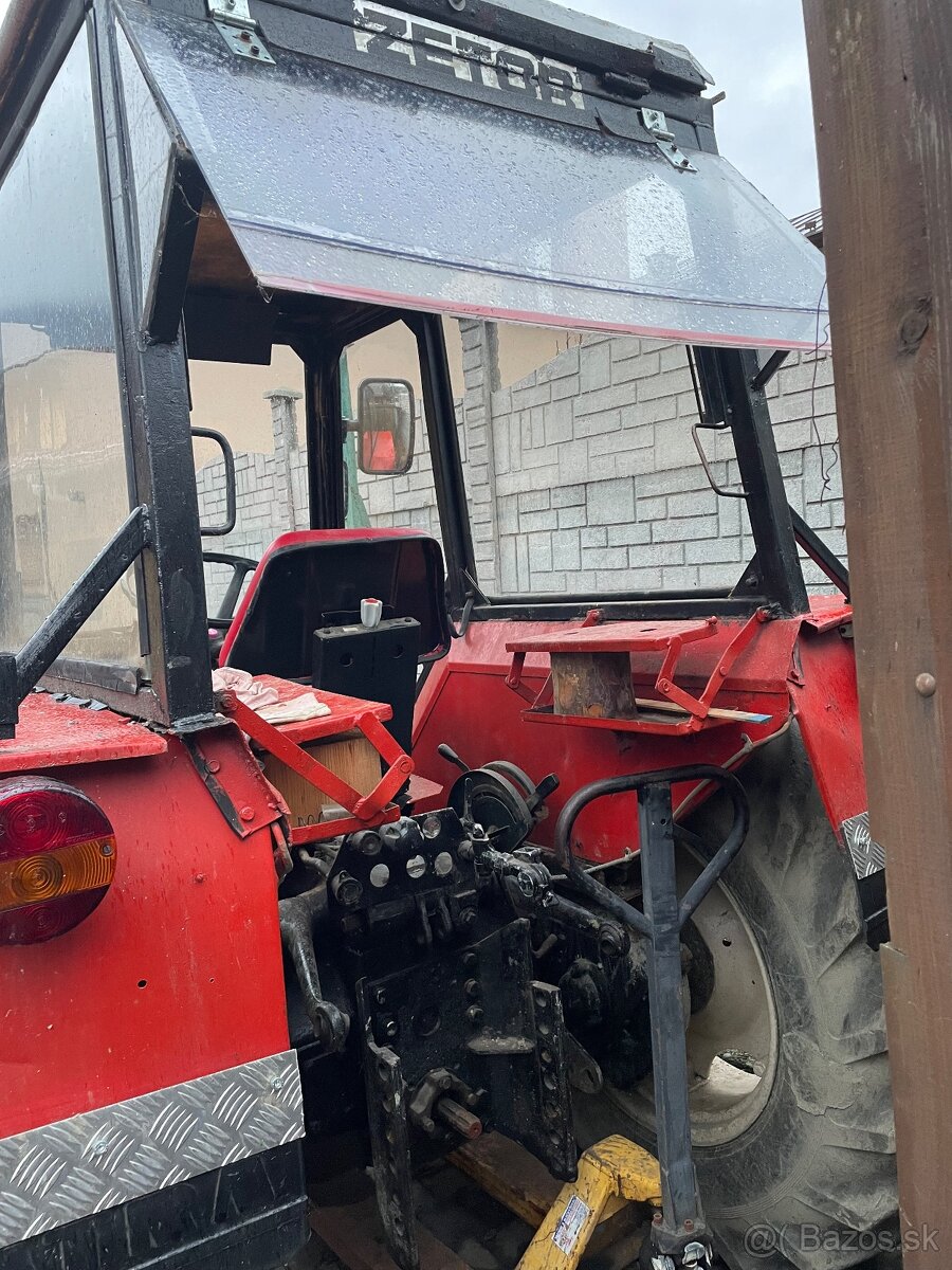 Traktor Zetor 6911 - 3