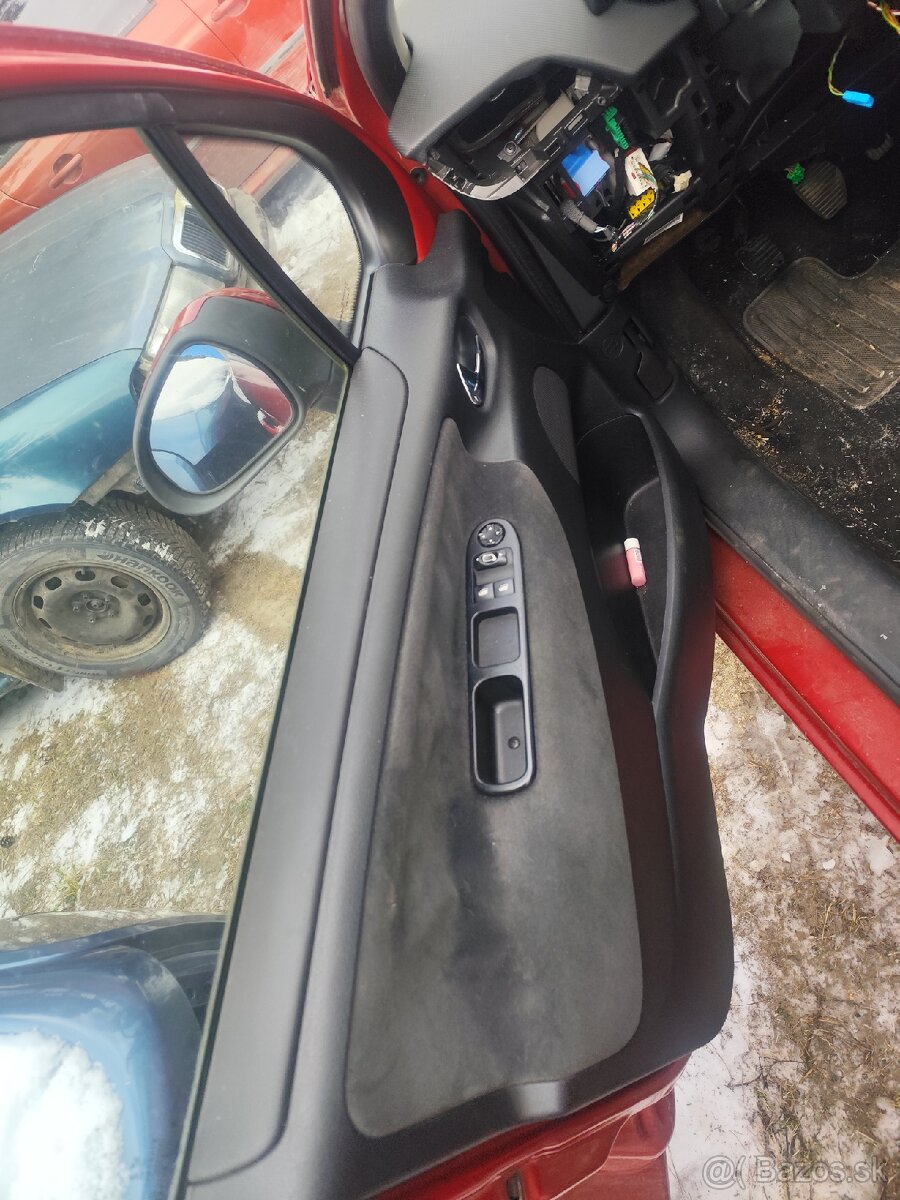 Peugeot 207 - 3