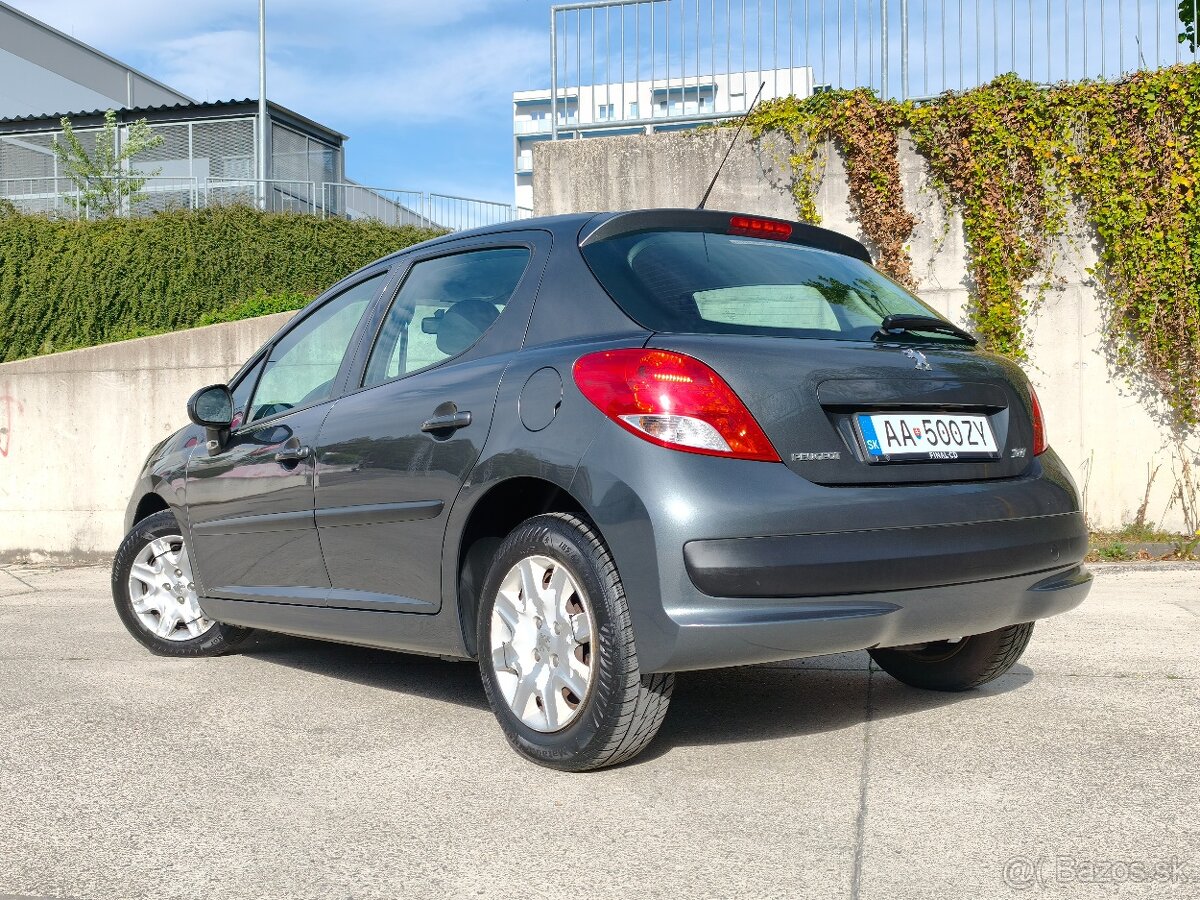 Peugeot 207 1,4E benzín - 3