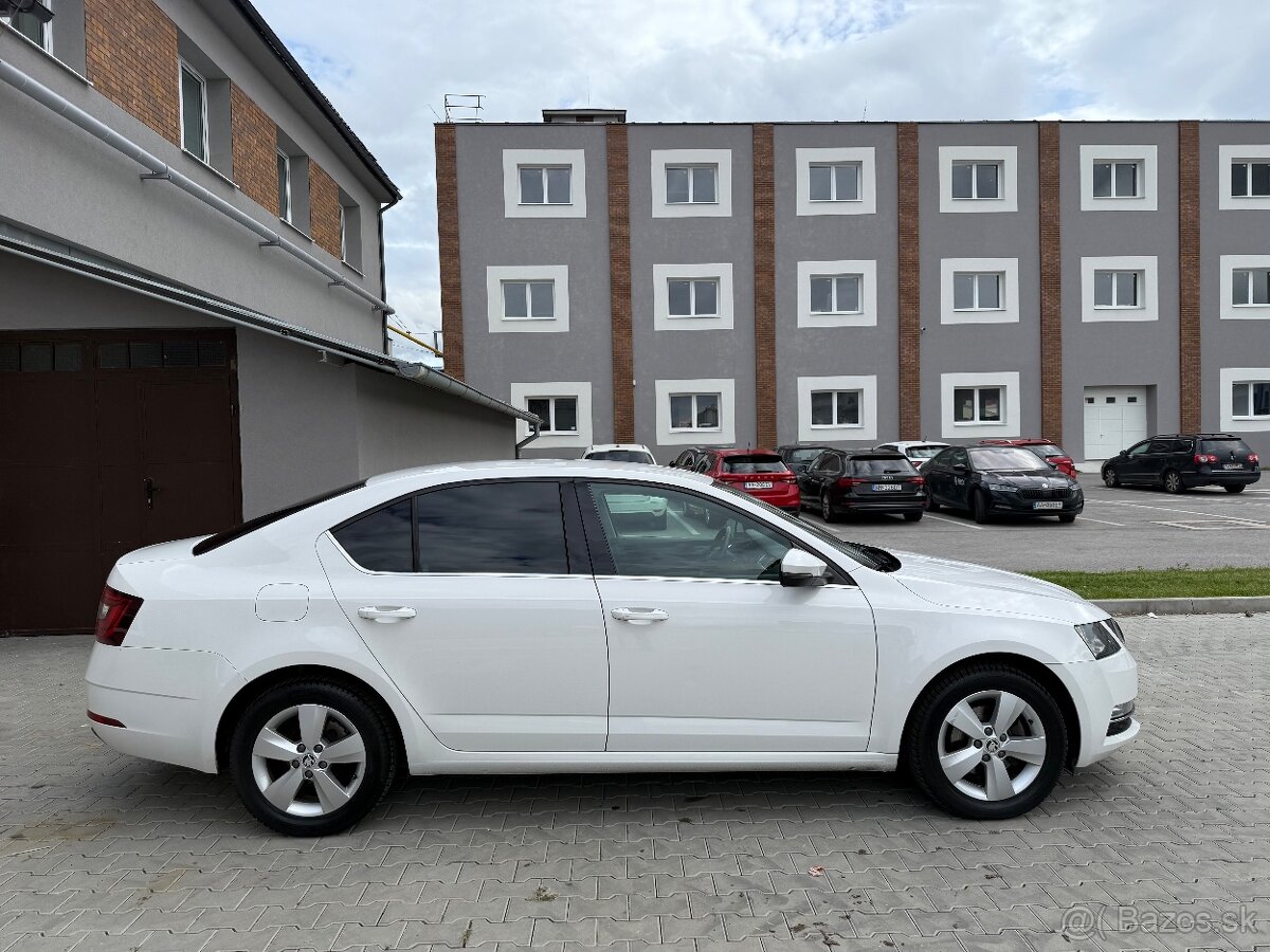 SKODA OCTAVIA 2.0TDI - 3