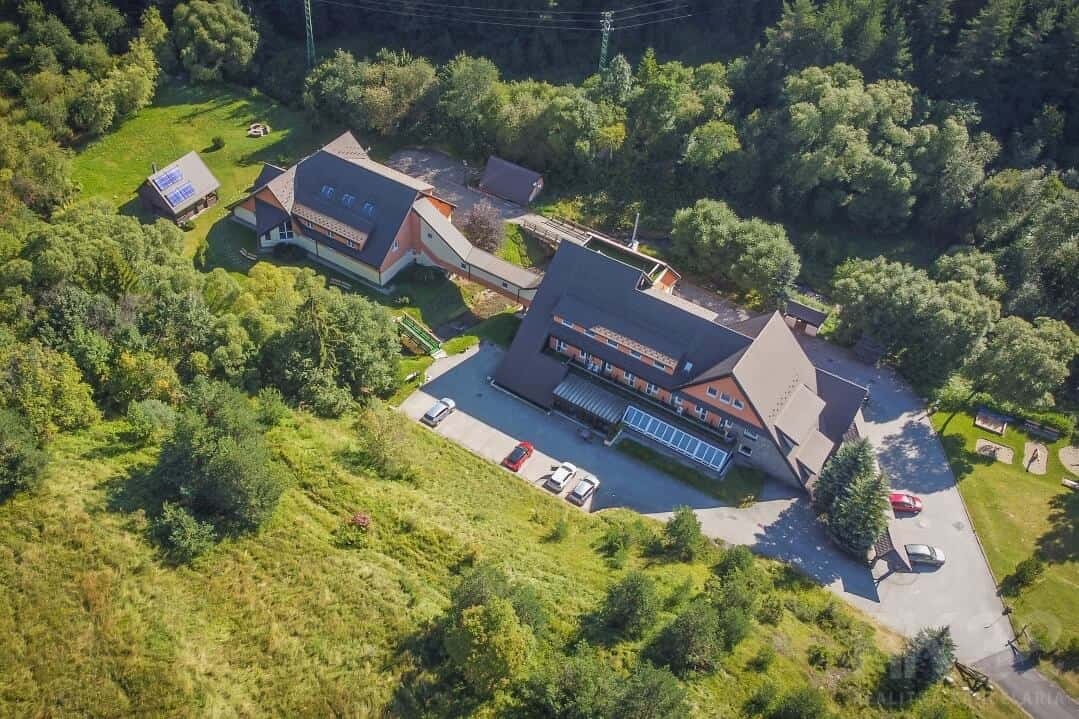 Hotel v nádhernom prostredí pod Tatrami na predaj - 3