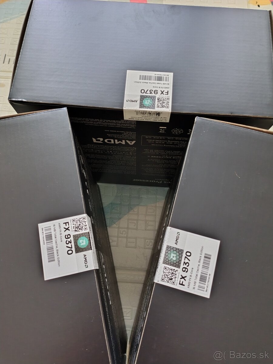 AMD FX-9370 Black Edition - 3