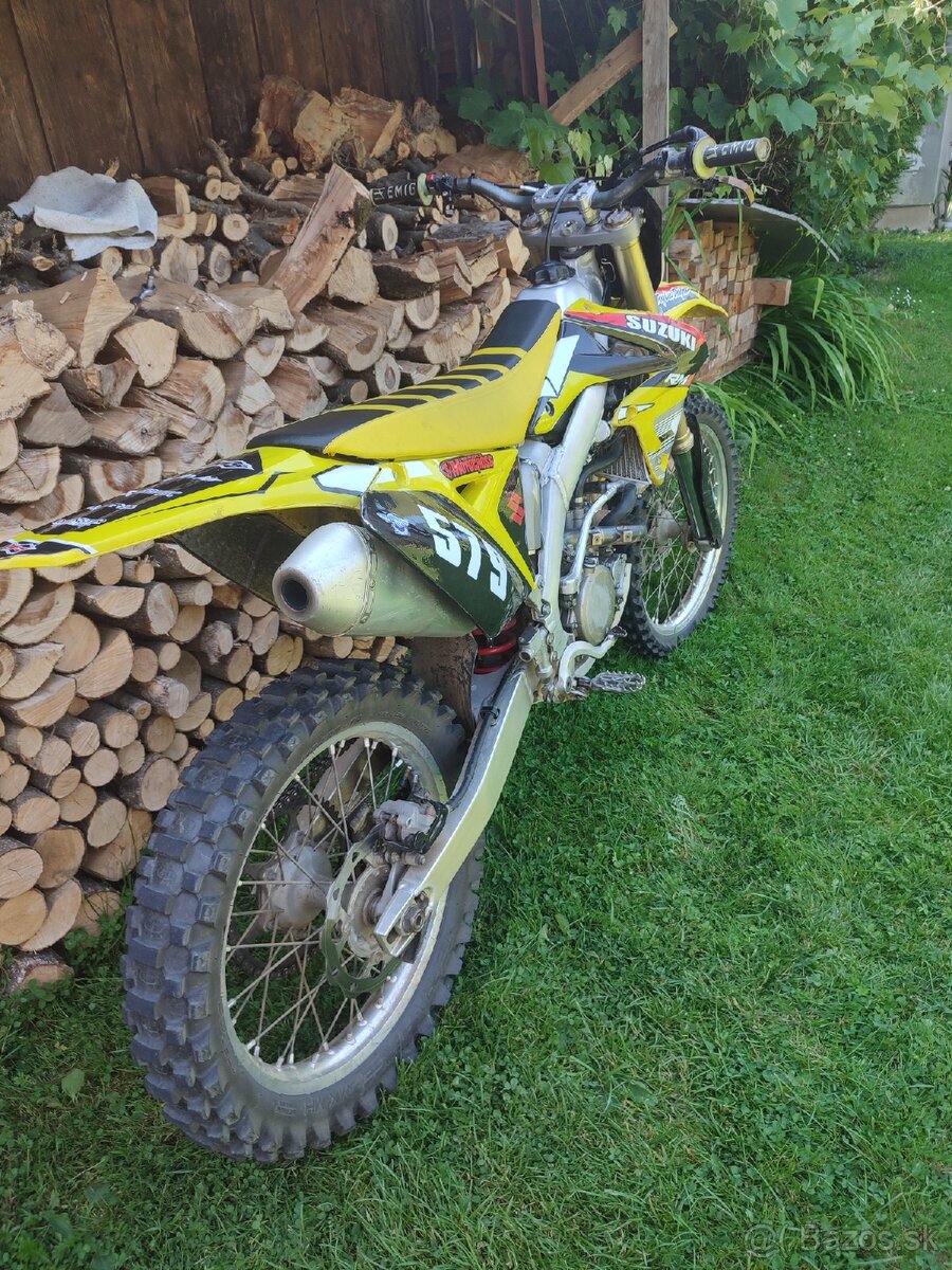 Suzuki rmz 250